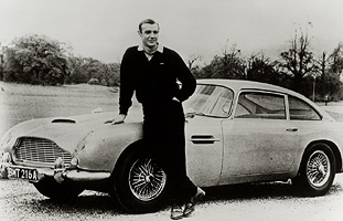 Sean Connery 007 James Bond Aston Martin DB 5 Goldfinger